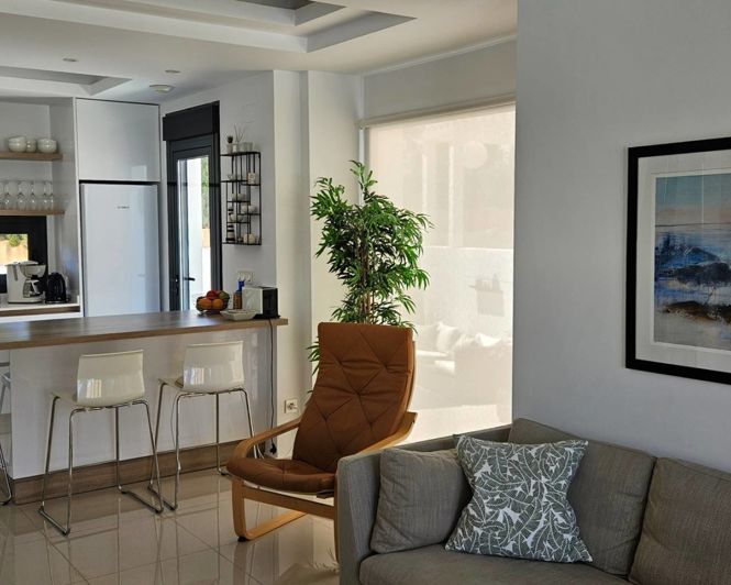 Image No.4-3 Bed Townhouse for sale