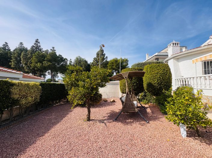 Image No.3-3 Bed Villa for sale