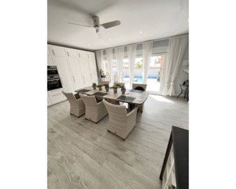 o1j8qg2ks914ad1gm41a9m1rg851k2a