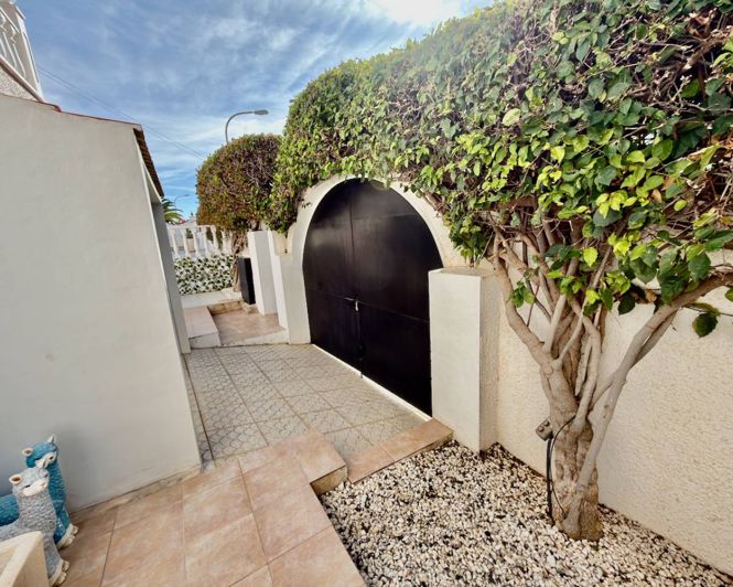 Image No.20-4 Bed Villa for sale