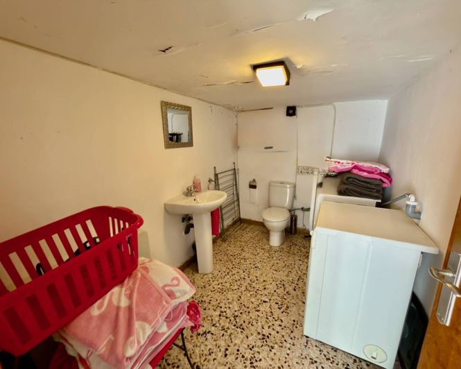 Image No.32-4 Bed Villa for sale