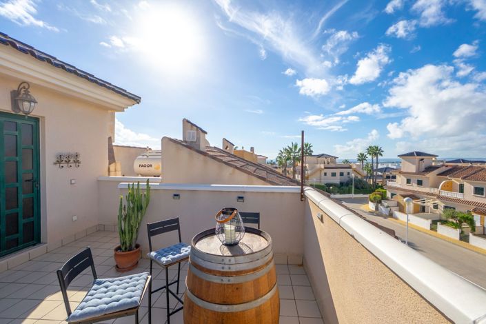 Image No.32-3 Bed House for sale