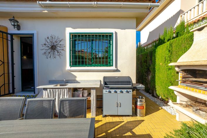 Image No.38-3 Bed House for sale