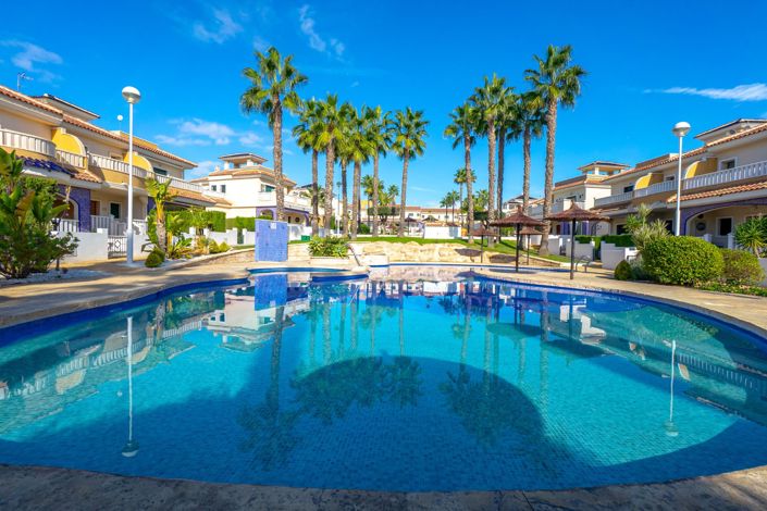 Image No.42-3 Bed House for sale