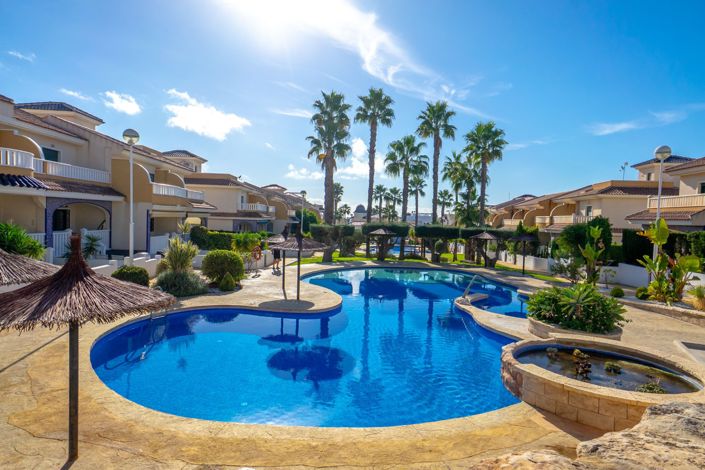 Image No.45-3 Bed House for sale