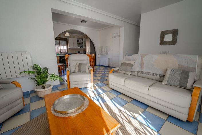 Image No.3-3 Bed Villa for sale