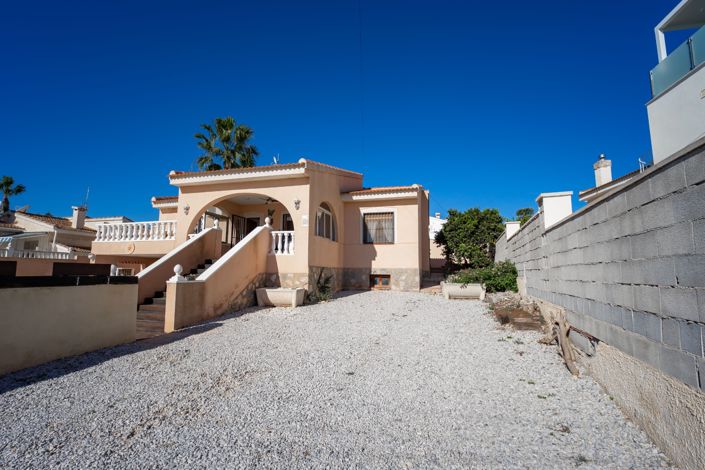 Image No.40-3 Bed Villa for sale