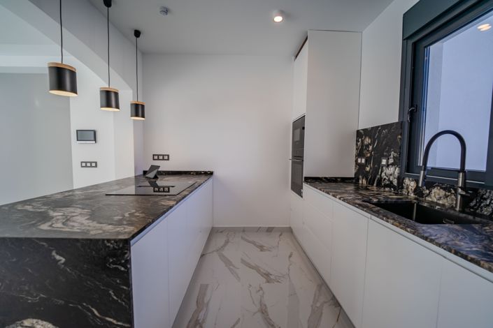 Image No.43-4 Bed Villa for sale