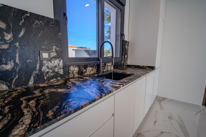 Image No.45-4 Bed Villa for sale