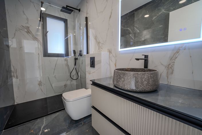 Image No.5-4 Bed Villa for sale