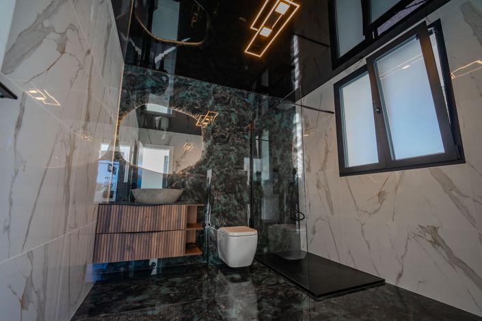 Image No.59-4 Bed Villa for sale