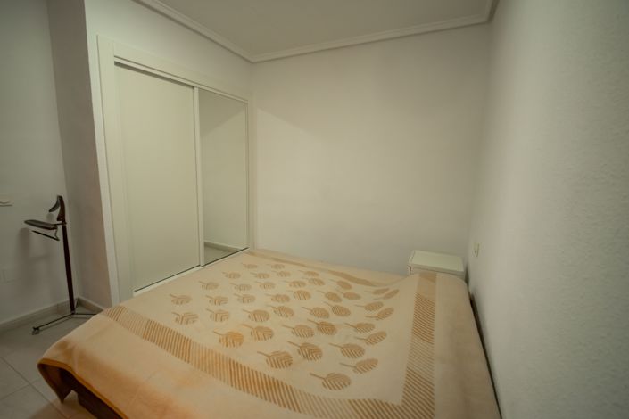 Image No.15-2 Bed Bungalow for sale