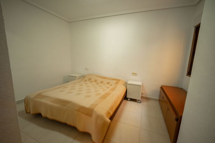 Image No.16-2 Bed Bungalow for sale