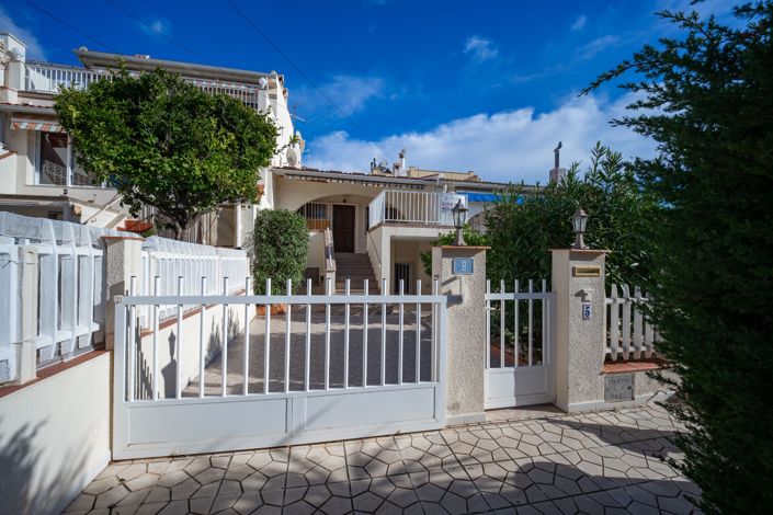 Image No.29-2 Bed Bungalow for sale