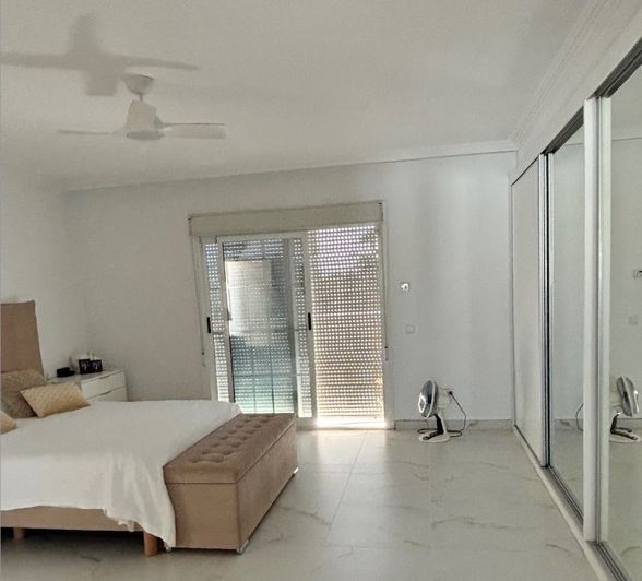 Image No.14-5 Bed Villa for sale