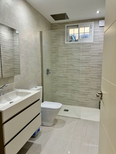 Image No.15-5 Bed Villa for sale