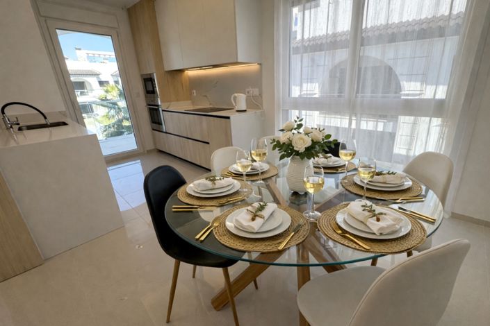 Image No.9-2 Bed Apartment for sale