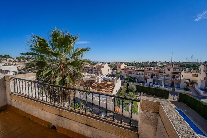 Image No.23-3 Bed Townhouse for sale