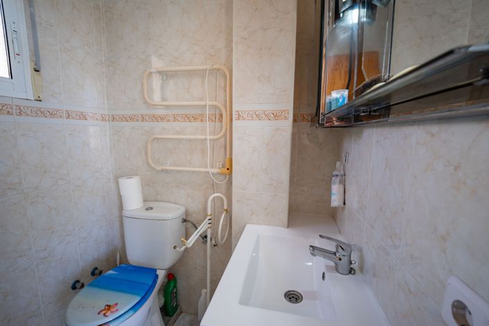 Image No.26-2 Bed Bungalow for sale