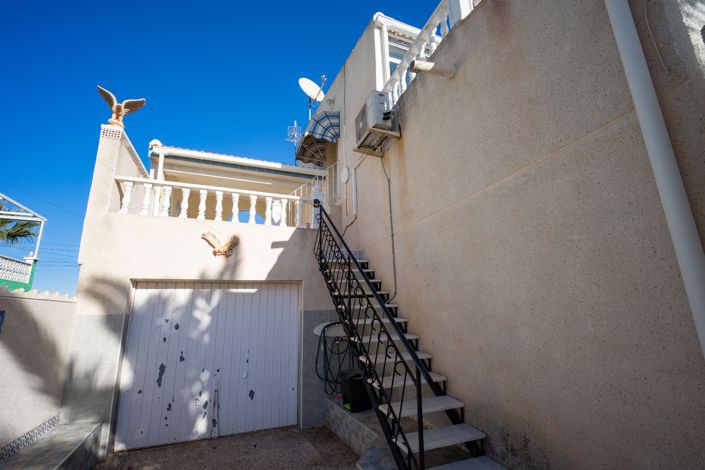 Image No.40-2 Bed Bungalow for sale