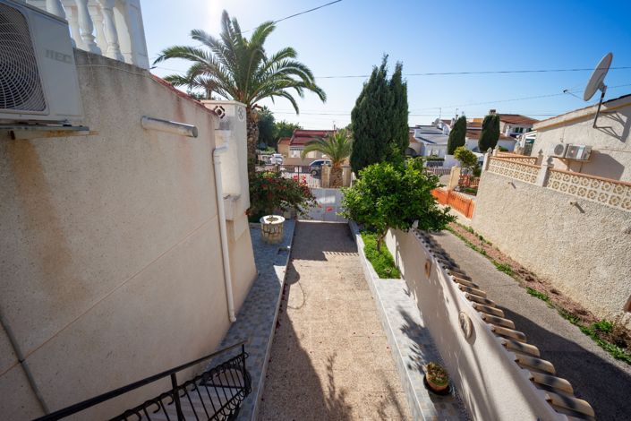 Image No.41-2 Bed Bungalow for sale