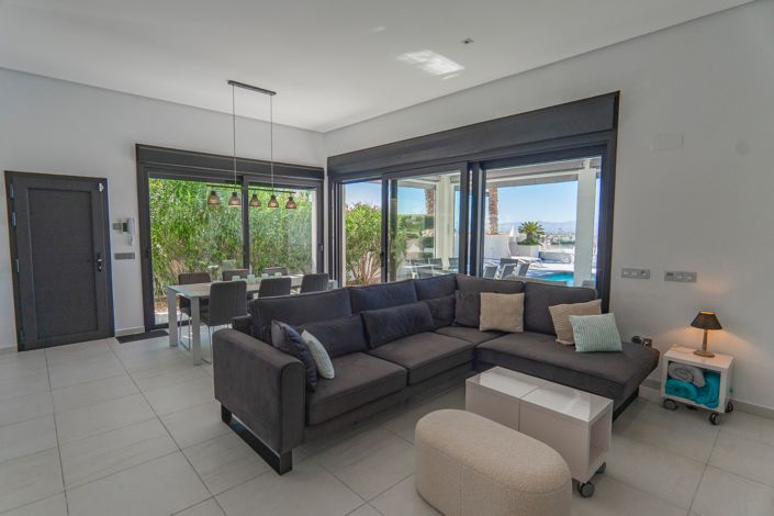 Image No.16-4 Bed Villa for sale