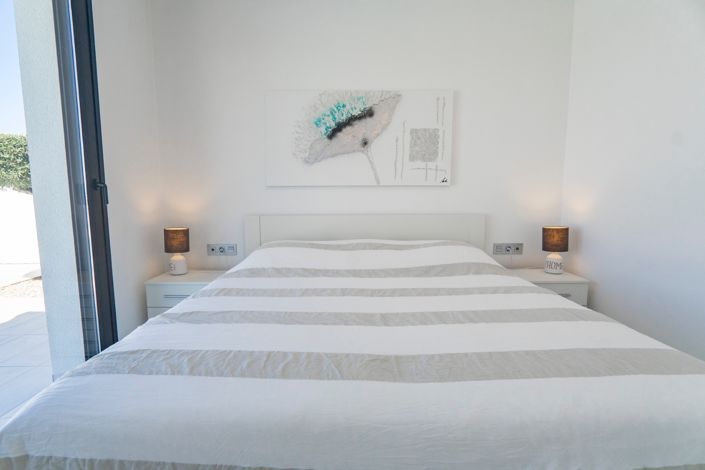 Image No.25-4 Bed Villa for sale