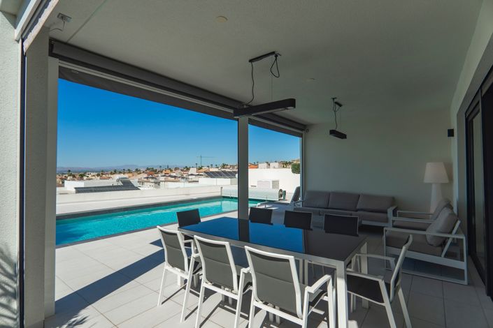 Image No.48-4 Bed Villa for sale