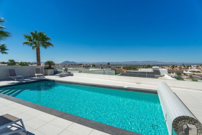 Image No.49-4 Bed Villa for sale