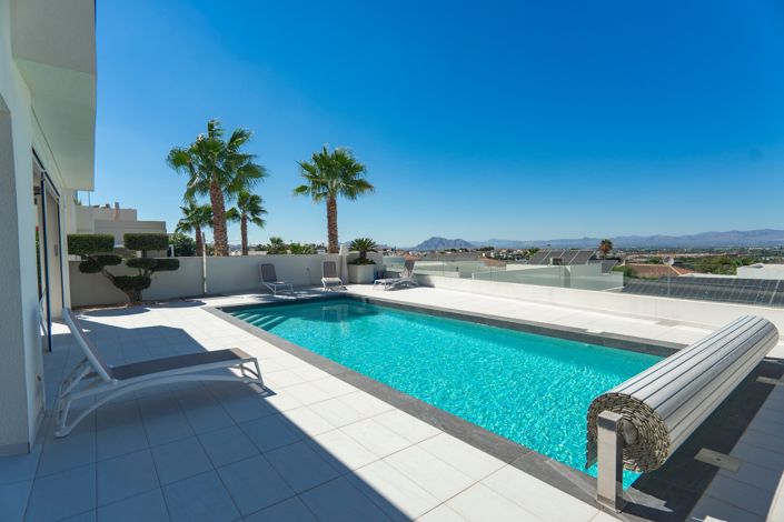 Image No.50-4 Bed Villa for sale