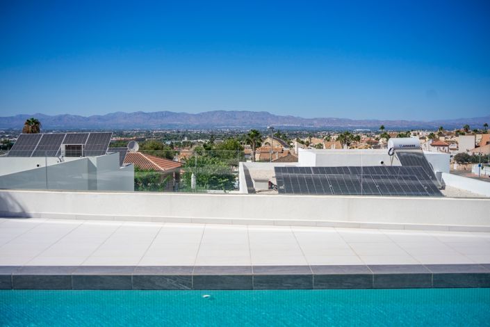 Image No.57-4 Bed Villa for sale