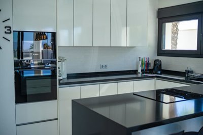 o1j4udktcjrt15721rj410cf1tpr55