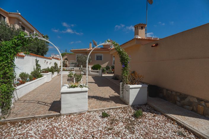 Image No.12-4 Bed Villa for sale