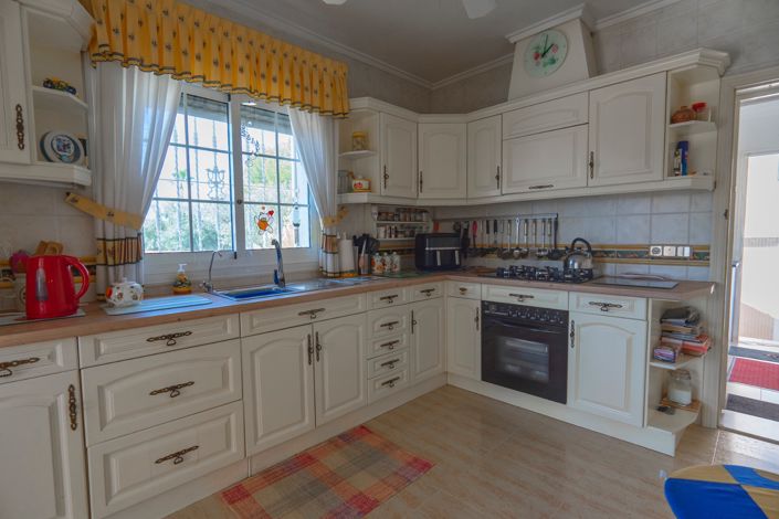 Image No.40-4 Bed Villa for sale