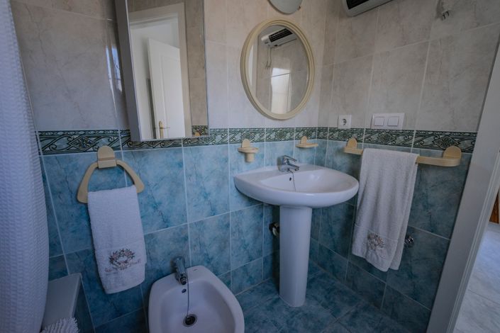 Image No.23-3 Bed Villa for sale