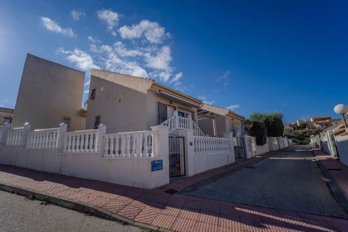 Image No.32-3 Bed Villa for sale