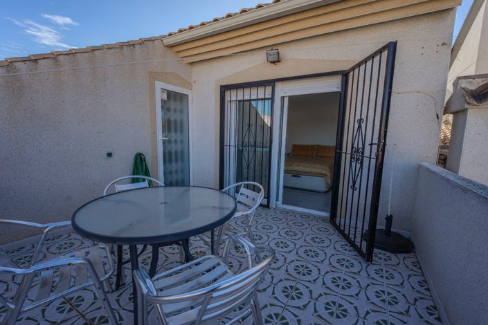 Image No.33-3 Bed Villa for sale