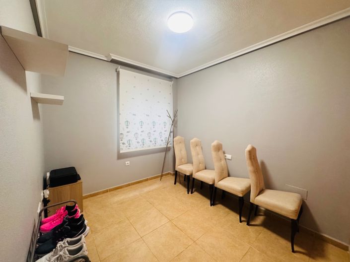 Image No.9-3 Bed Apartment for sale