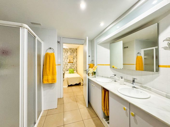 Image No.15-2 Bed Apartment for sale