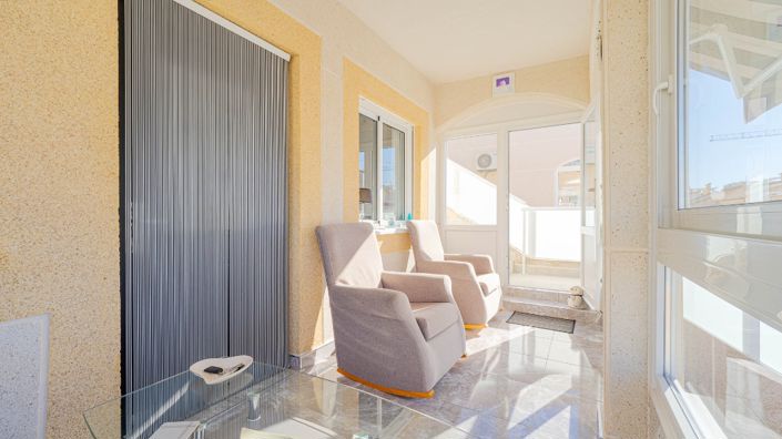 Image No.16-2 Bed Villa for sale