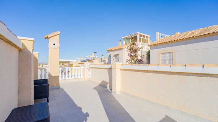 Image No.50-2 Bed Villa for sale