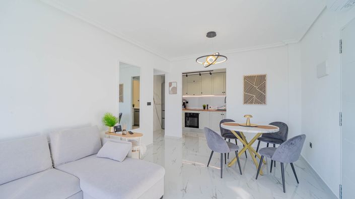 Image No.10-1 Bed Apartment for sale