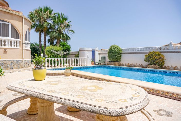 Image No.20-3 Bed Villa for sale