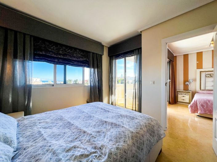 Image No.32-5 Bed Villa for sale