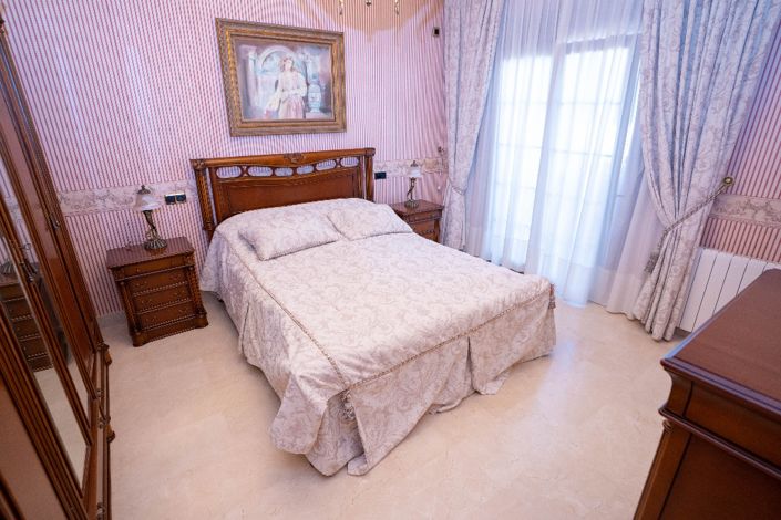 Image No.32-7 Bed Villa for sale