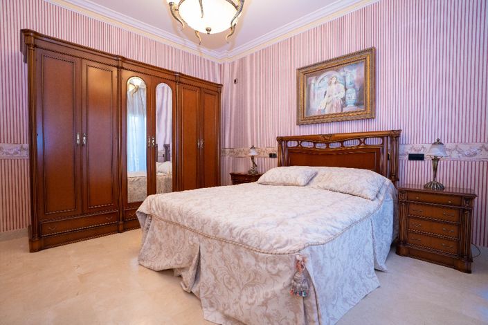 Image No.35-7 Bed Villa for sale