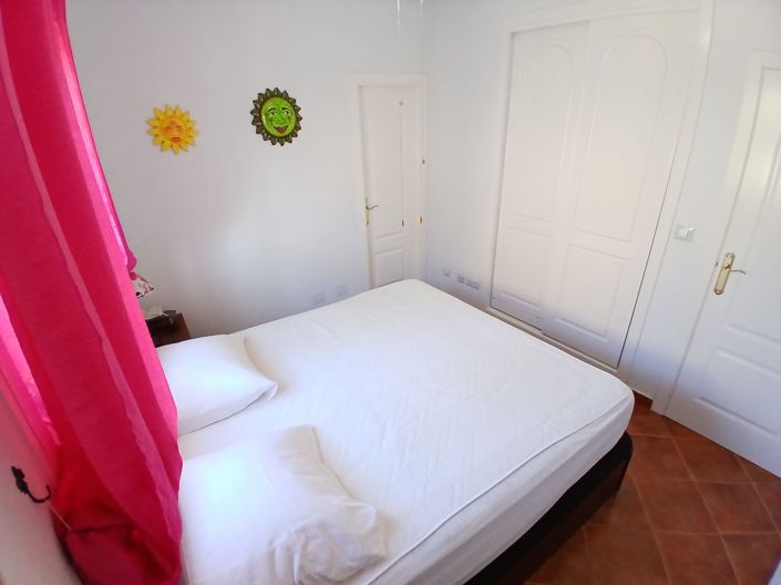 Image No.14-3 Bed Villa for sale