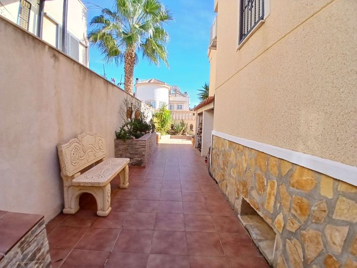 Image No.16-3 Bed Villa for sale