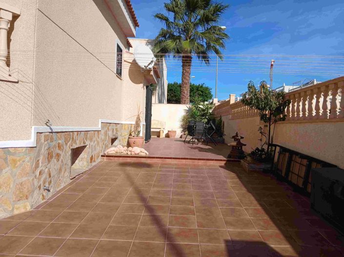 Image No.28-3 Bed Villa for sale