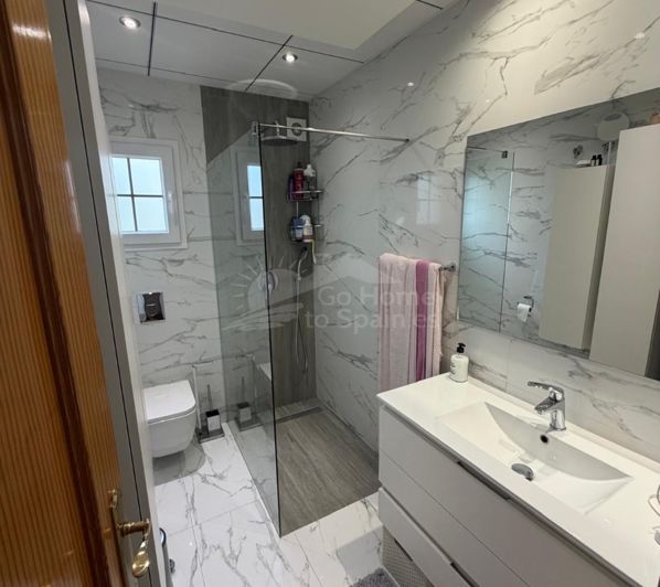 Image No.12-3 Bed Villa for sale